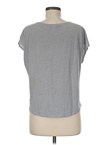 Victoria's Secret Short Sleeve T-Shirt (view 2)