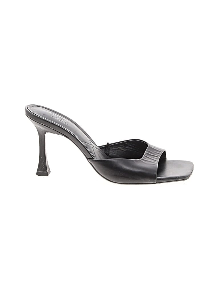 Pre-owned Zara Sandals In Gray