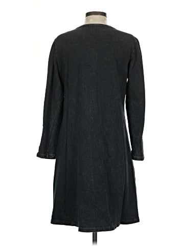 Jess & Jane Casual Dress (view 2)