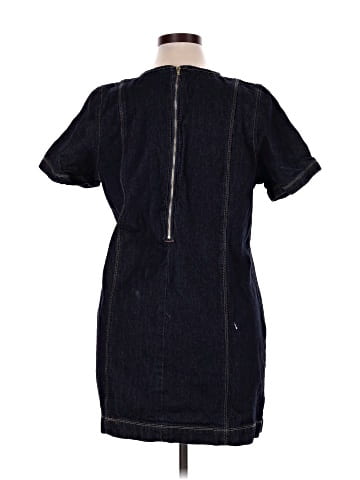 Old Navy Casual Dress (view 2)