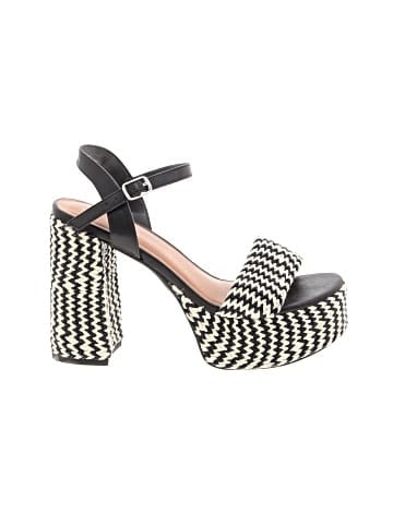 Universal Thread Sandals (view 1)