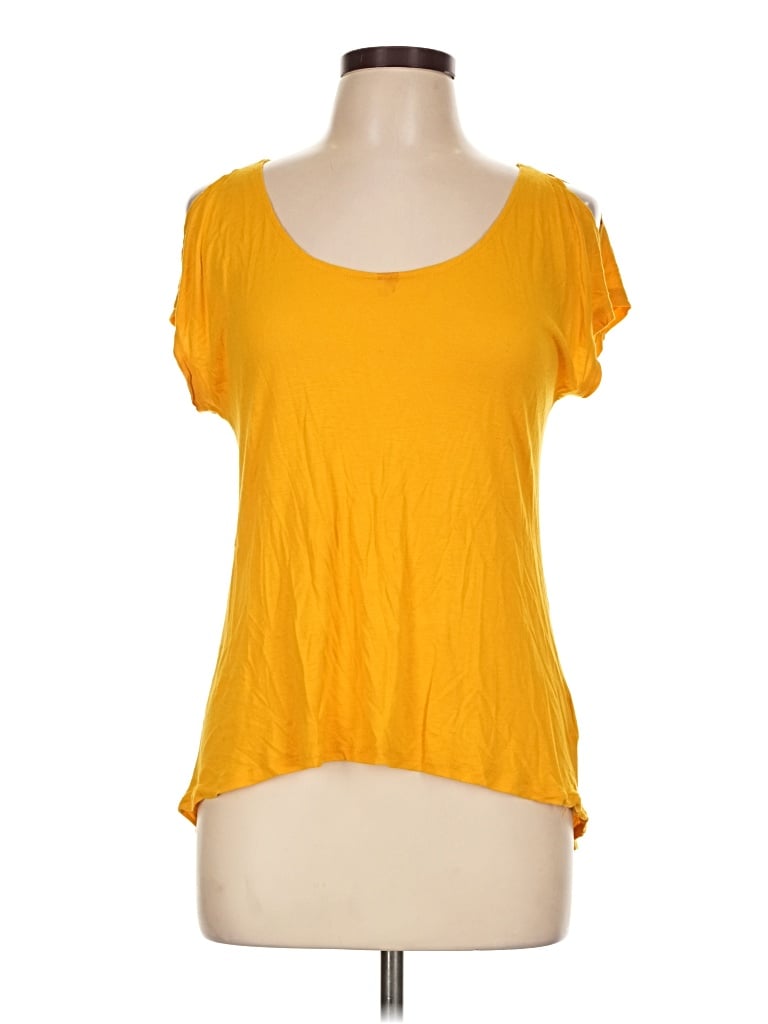 Pre-owned Decree Short Sleeve T-shirt In Yellow