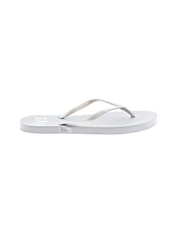 Gap Flip Flops (view 1)
