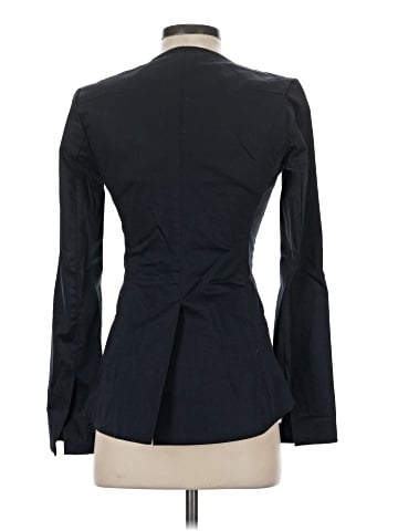 Elizabeth and James Blazer (view 2)
