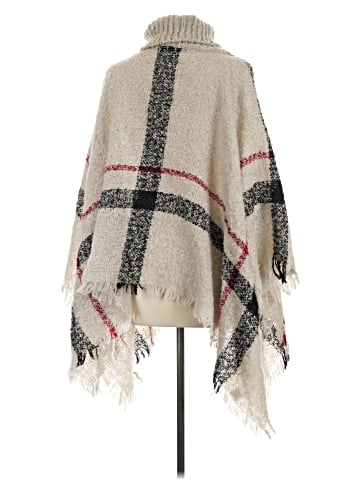 Hayden Poncho (view 2)
