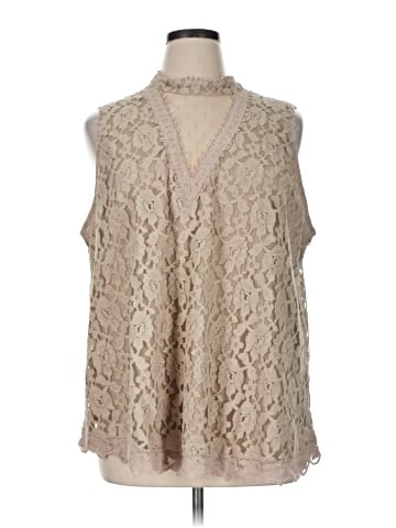 Kate & Mallory designs Sleeveless Blouse (view 1)