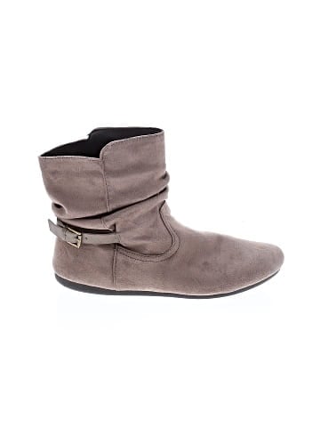 Unbranded Ankle Boots (view 1)