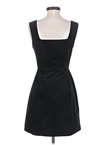 Urban Outfitters Casual Dress (view 2)