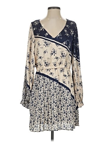 Belldini Casual Dress (view 1)