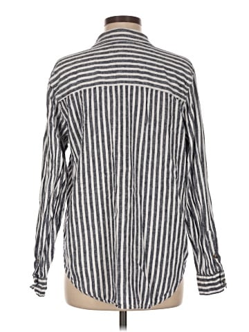 Universal Thread Long Sleeve Button-Down Shirt (view 2)