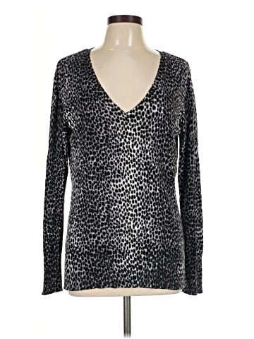 New York & Company Long Sleeve T-Shirt (view 1)