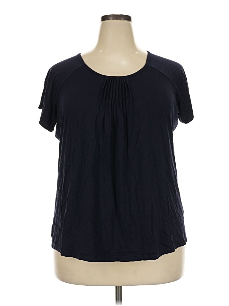 Pre-owned Chaus Short Sleeve T-shirt In Black