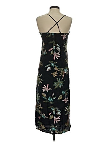Old Navy Casual Dress (view 2)
