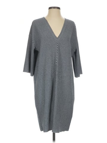 Trafaluc by Zara Casual Dress (view 1)