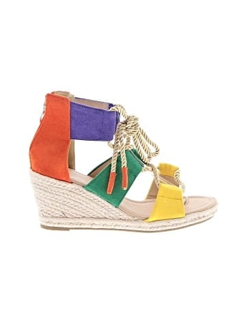 Unbranded Wedges (view 1)