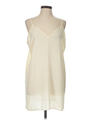 Amour Vert Sleeveless Blouse (view 1)