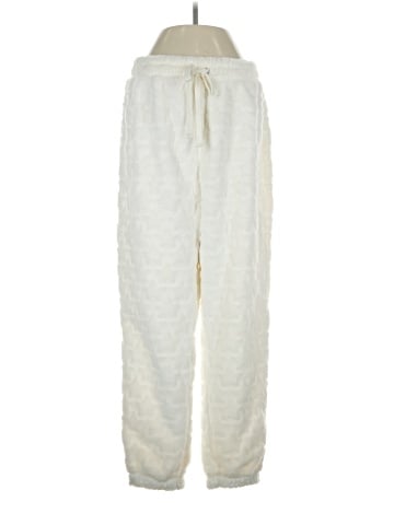 No Boundaries Casual Pants (view 1)