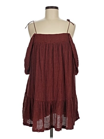 Le Lis Casual Dress (view 1)