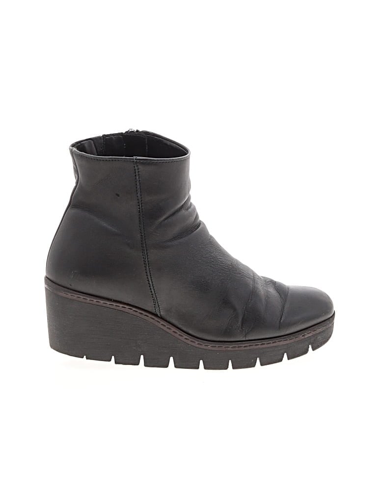 Pre-owned Gabor Ankle Boots In Black