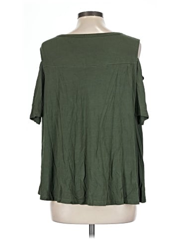 Cha Cha Vente Short Sleeve Top (view 2)