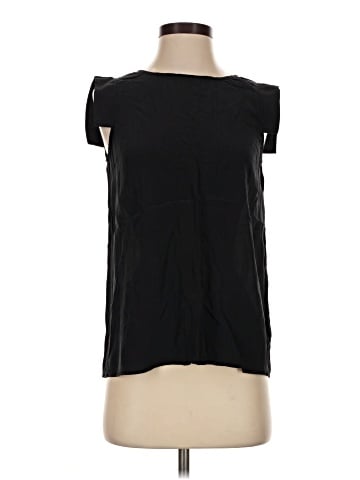 Tinley Road Sleeveless Blouse (view 1)