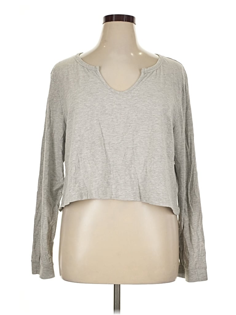 Pre-owned Boohoo Long Sleeve T-shirt In Gray