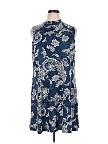 Madison Leigh Sleeveless T-Shirt (view 1)