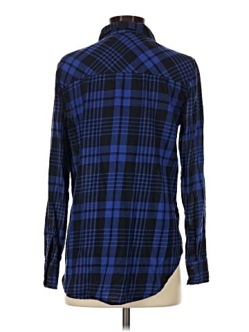 Gap Outlet Long Sleeve Button-Down Shirt (view 2)