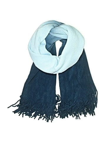 Kevia Scarf (view 1)