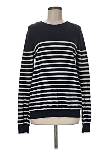 American Eagle Outfitters Pullover Sweater (view 1)