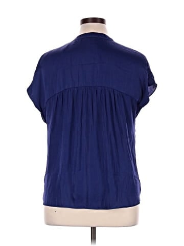 Jones & Co Short Sleeve T-Shirt (view 2)