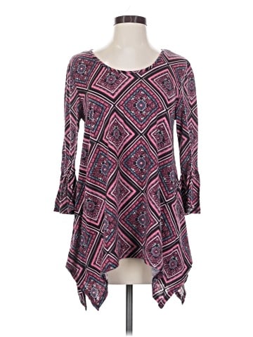 Bobbie Brooks 3/4 Sleeve Top (view 1)