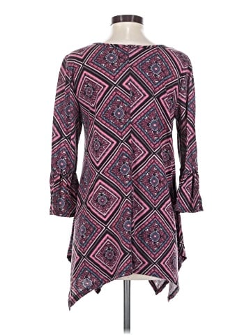 Bobbie Brooks 3/4 Sleeve Top (view 2)