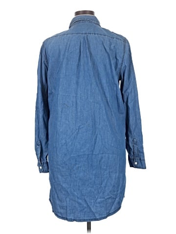 Per Se Long Sleeve Button-Down Shirt (view 2)
