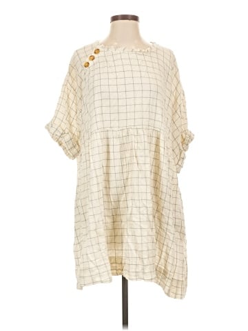 Urban Outfitters Casual Dress (view 1)