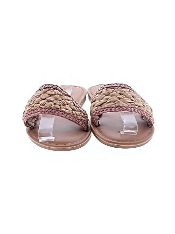 Universal Thread Sandals (view 2)