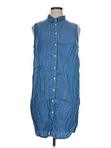 Andrea Jovine Sleeveless Button-Down Shirt (view 1)