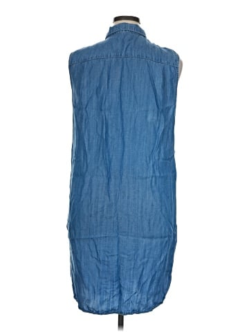 Andrea Jovine Sleeveless Button-Down Shirt (view 2)