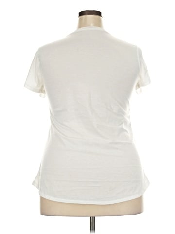 Jennifer Lauren Short Sleeve T-Shirt (view 2)