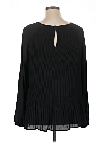 Ann Taylor LOFT Outlet Casual Dress (view 2)