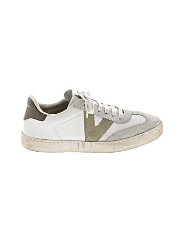 Victoria Sneakers (view 1)