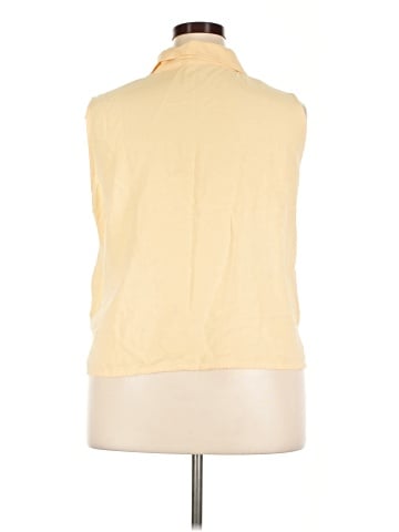 Magic Sleeveless Button-Down Shirt (view 2)