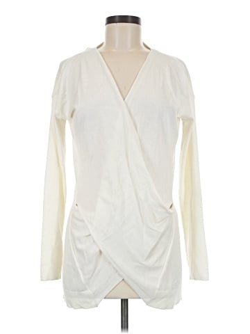 Vimmia Pullover Sweater (view 1)