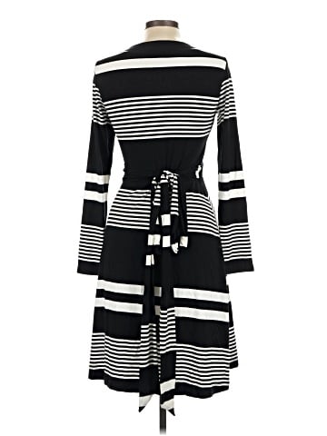 Banana Republic Casual Dress (view 2)