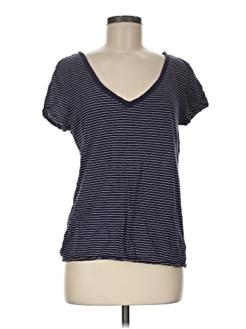 Urban Outfitters Short Sleeve T-Shirt (view 1)