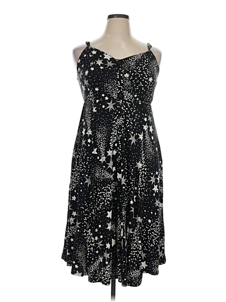 Pre-owned Torrid Cocktail Dress In Black