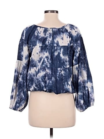 Line & Dot 3/4 Sleeve Blouse (view 2)