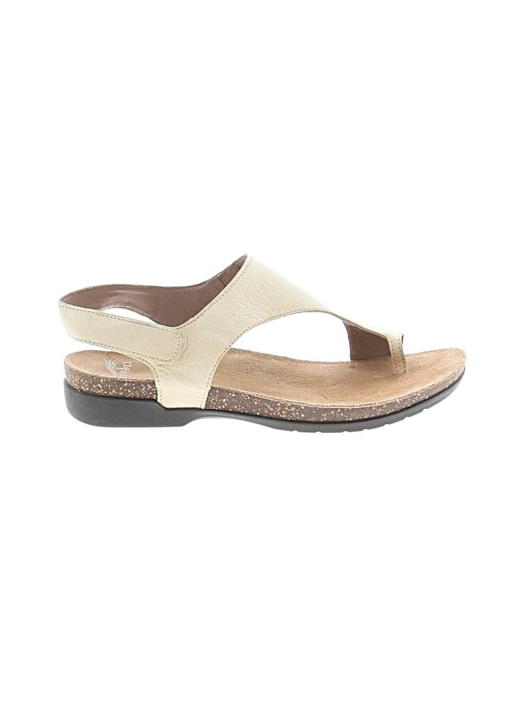 Pre-owned Dansko Sandals In Ivory