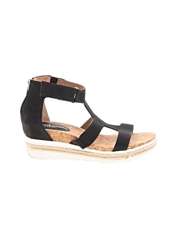 Adrienne Vittadini Wedges (view 1)