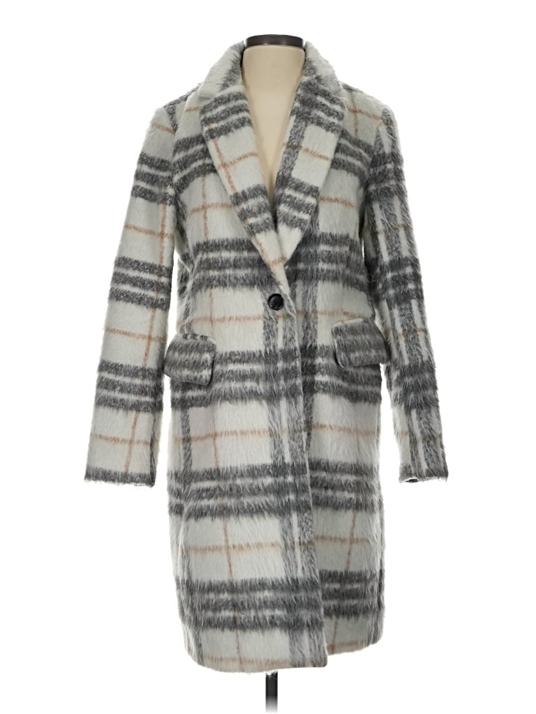 Pre-owned Bcbgmaxazria Coat In Gray